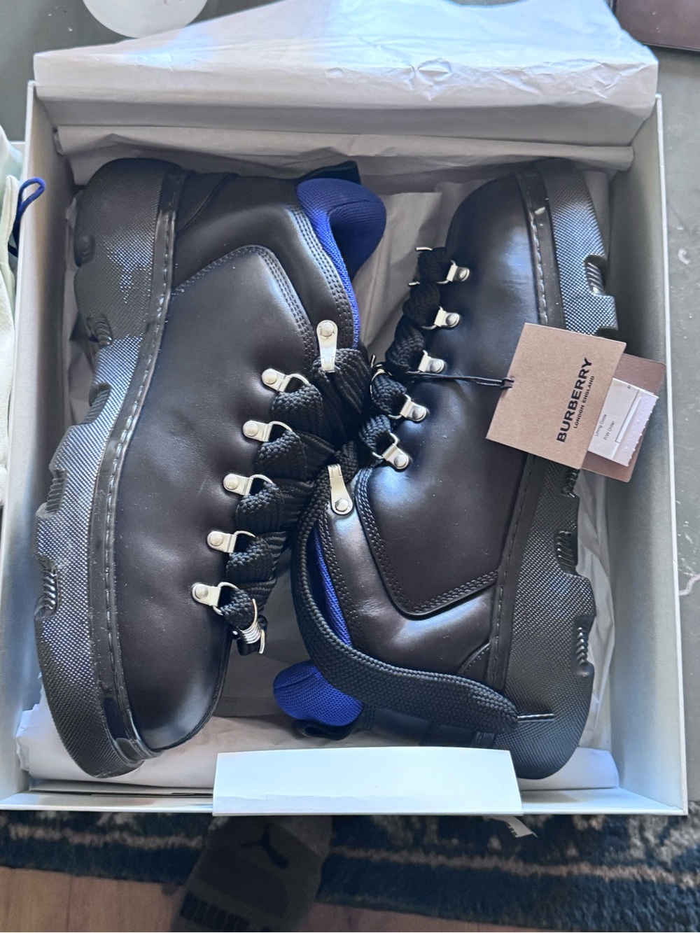 NEW Men's Burberry Black and Blue shoes